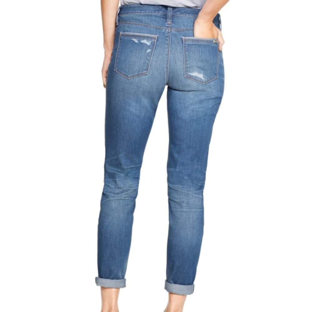 White House Black Market WHBM Distressed Girlfriend Medium Wash Jeans Size 0 VGC
